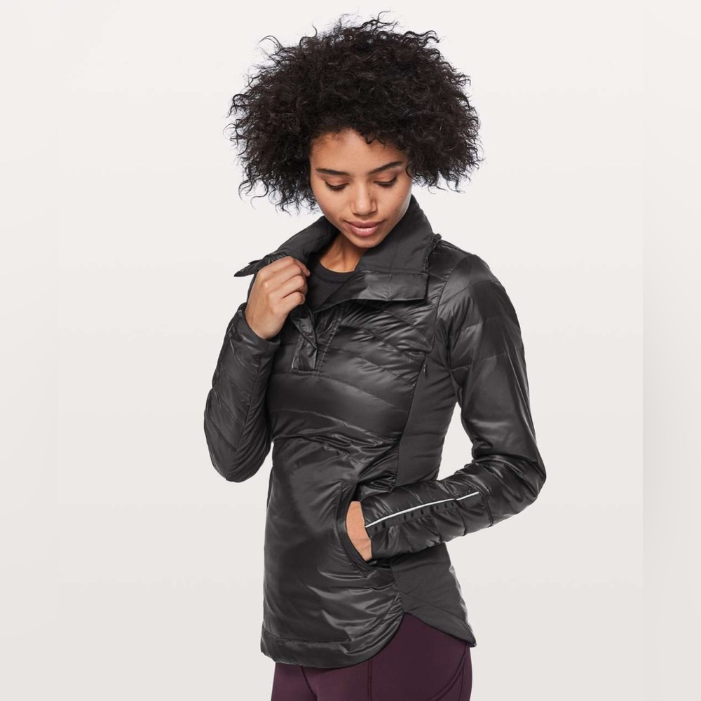 Lululemon Down For A Run Pullover II in Black